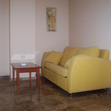 Hotel Al-Yussana Lucena Luaran gambar