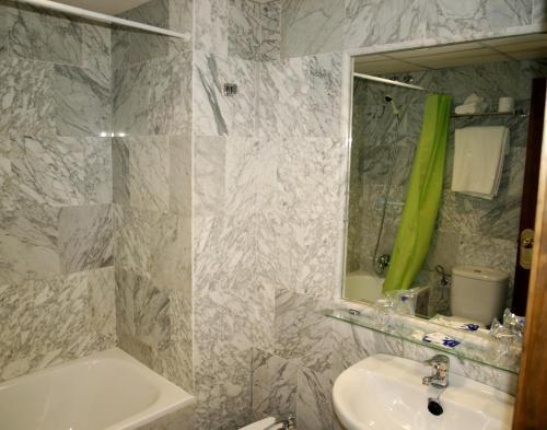 Hotel Al-Yussana Lucena Luaran gambar